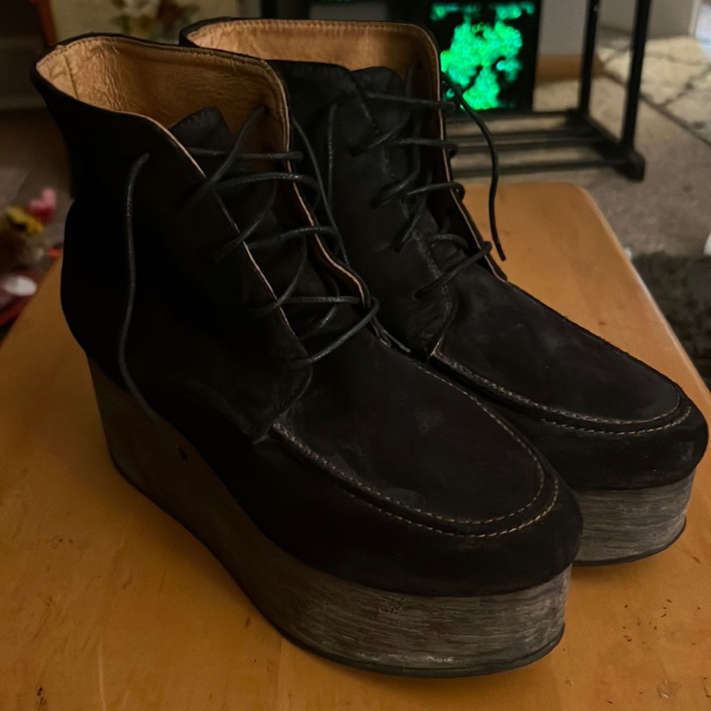 Free People suede platforms